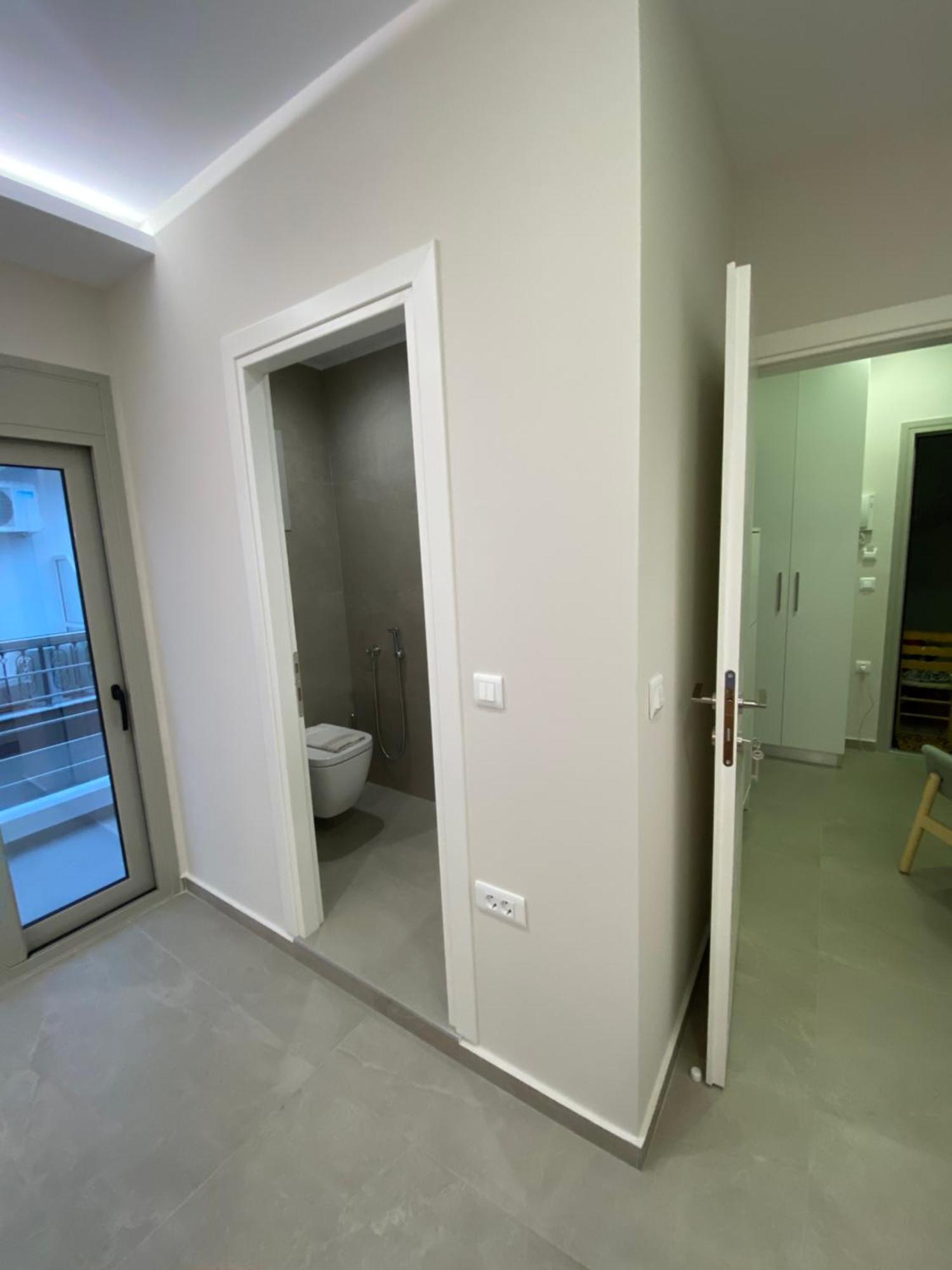 Armonia Small Luxury Apartments 이라피트라 외부 사진